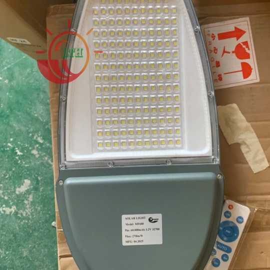 Đèn NLMT Công Trình MF600 Thế Hệ Mới